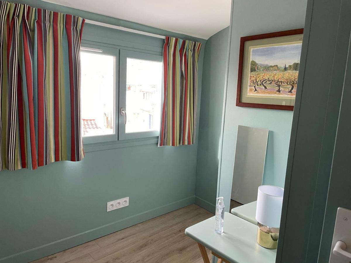 Au Coeur Du Vieux Toulon Au Calme Appartement Renove Climatise Confortable Etage Eleve Avec Ascenseur Proche Parking Et Toutes Commodites المظهر الخارجي الصورة