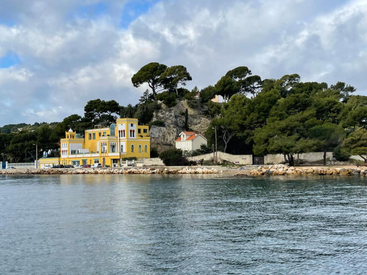 Au Coeur Du Vieux Toulon Au Calme Appartement Renove Climatise Confortable Etage Eleve Avec Ascenseur Proche Parking Et Toutes Commodites المظهر الخارجي الصورة