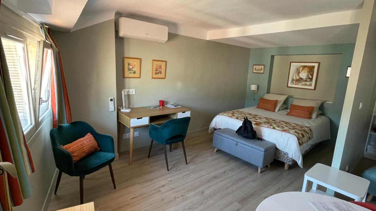 Au Coeur Du Vieux Toulon Au Calme Appartement Renove Climatise Confortable Etage Eleve Avec Ascenseur Proche Parking Et Toutes Commodites المظهر الخارجي الصورة